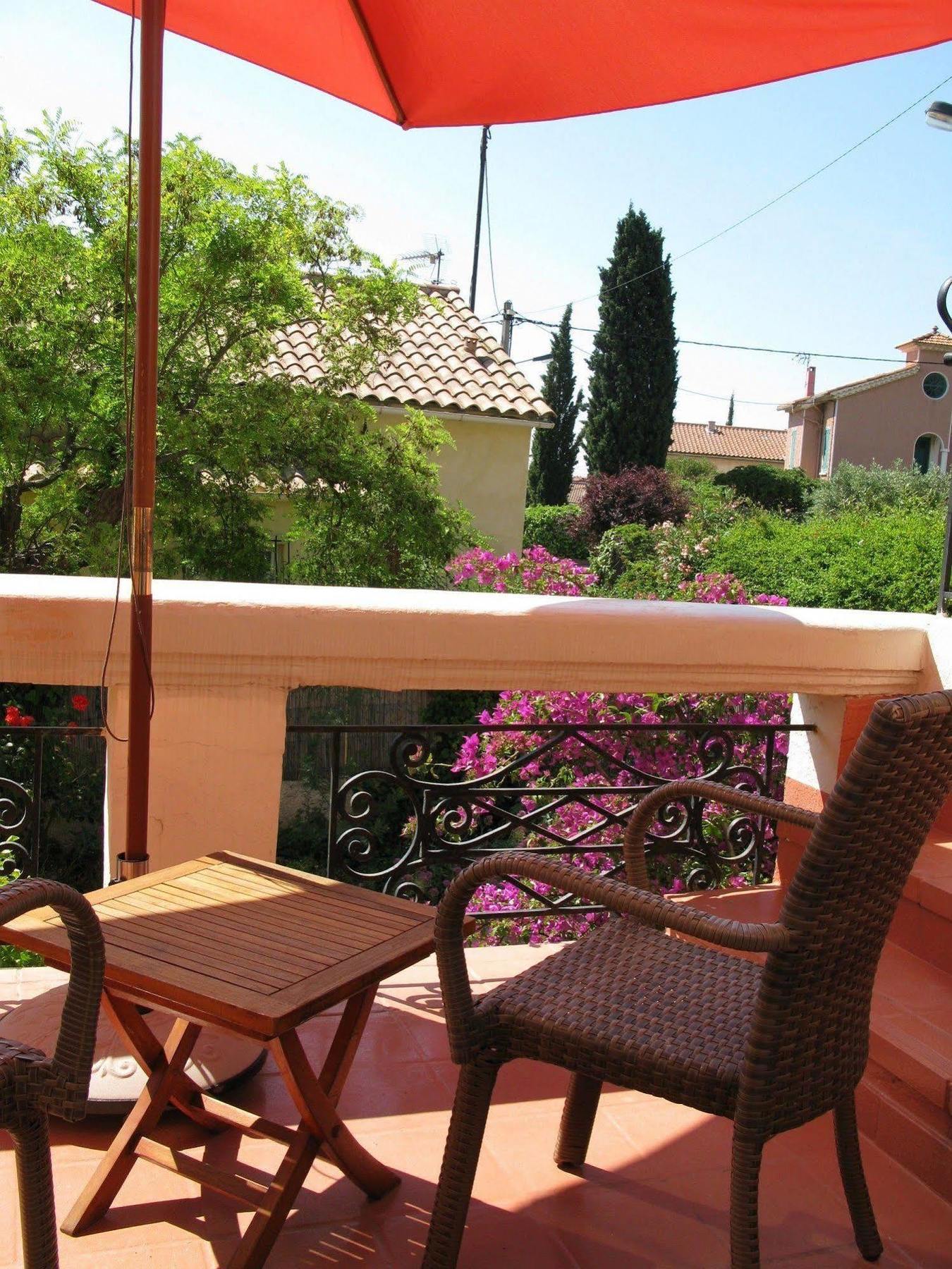 Hotel La Villa Florida Bandol Esterno foto